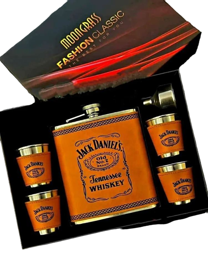 Изображение Подарочный набор Фляжка c рюмками